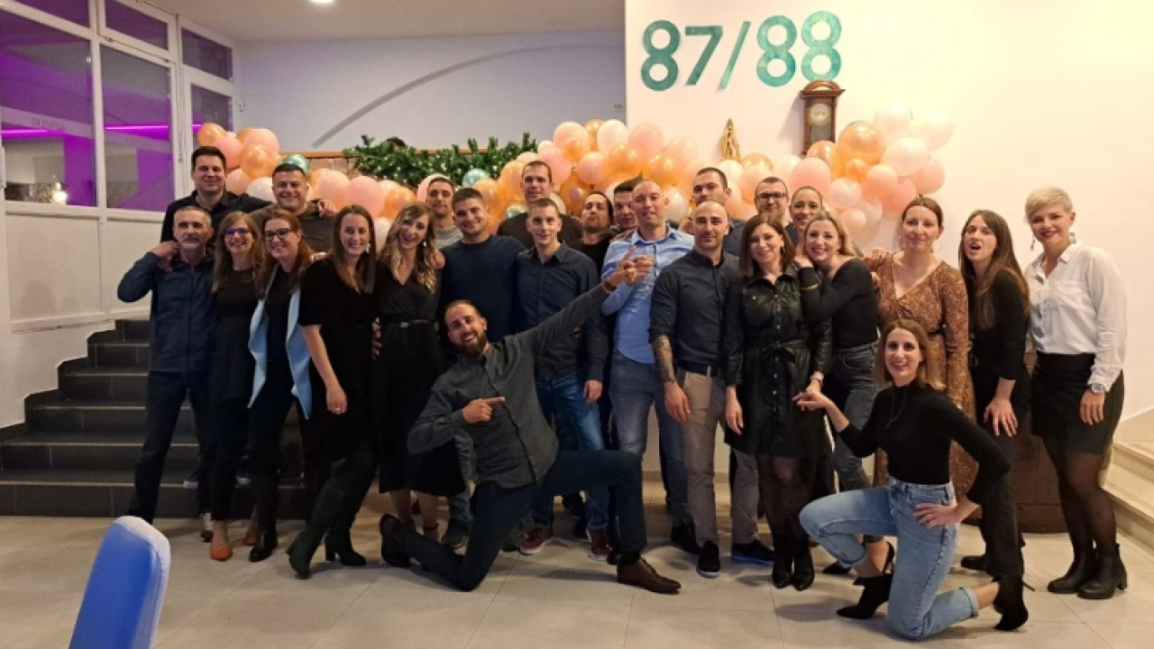 Vodičani proslavili 20 godina male mature, zabava potrajala do dugo u noć