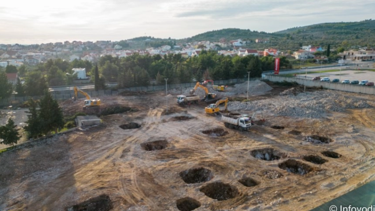 Započela gradnja trgovačkog centra u Vodicama, gradit će se i pristupni rotor