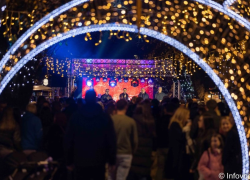 Fotografija 1 - Koncertom Tomislava Bralića i klape Intrade  sinoć počeo Advent u Vodicama