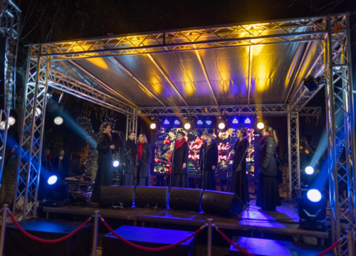 Fotografija 3 - Koncertom Tomislava Bralića i klape Intrade  sinoć počeo Advent u Vodicama