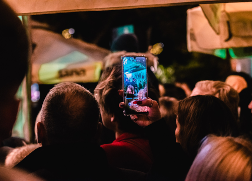 Fotografija 4 - Matija Cvek oduševio šibensku publiku, provjerite koji vas još koncerti očekuju na Božićnom Šušuru!
