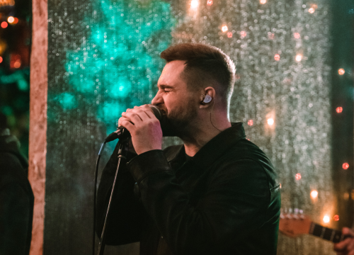 Fotografija 5 - Matija Cvek oduševio šibensku publiku, provjerite koji vas još koncerti očekuju na Božićnom Šušuru!