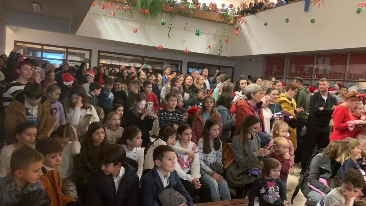 Mali Vodičani organizirali humanitarnu priredbu, novac namijenili potrebitima