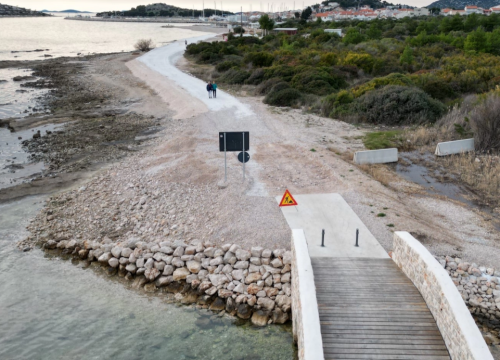Radovi na tribunjskom dijelu plaže Bristak - šetnica Vodice Tribunj