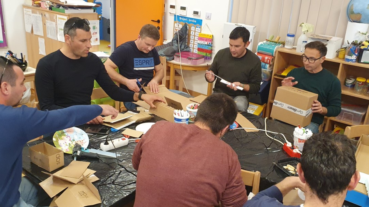 Druženjem tata i djece u vrtiću Tamaris proslavljen Dan očeva