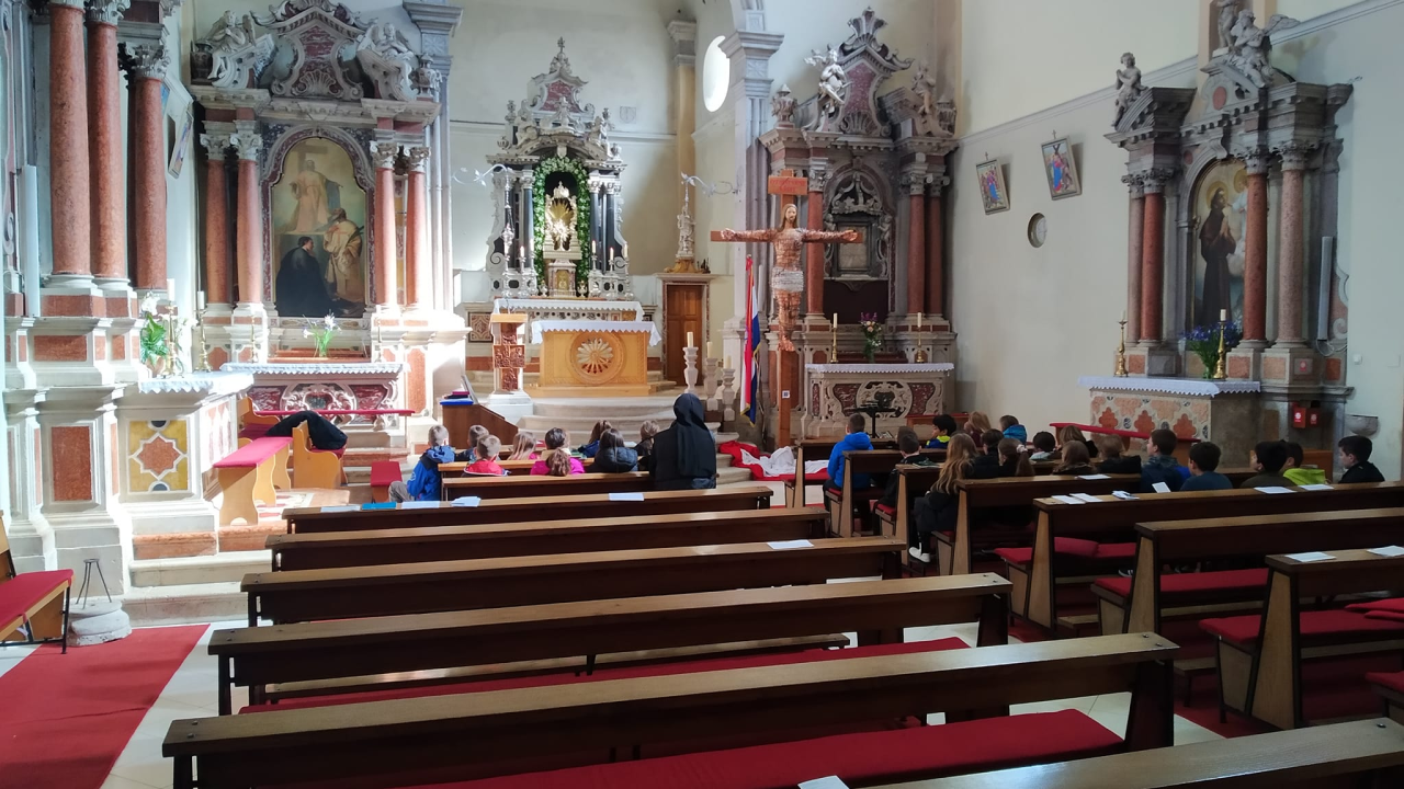 U Vodicama održano 40-satno klanjanje