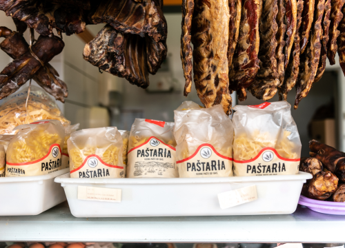 Fotografija 22 - Delikatese Petrović sa šibenske pijace počastit će za Uskrs jednog čitatelja s platom za četiri osobe