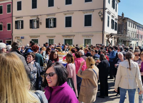 Fotografija 2 - Uživajte u odličnom vikend programu Puba 022 na Šubićevcu!