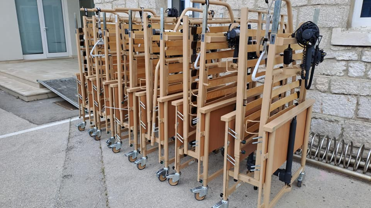 Crveni križ Vodice dobio nove medicinske krevete za posudionicu ortopedskih i medicinskih pomagala