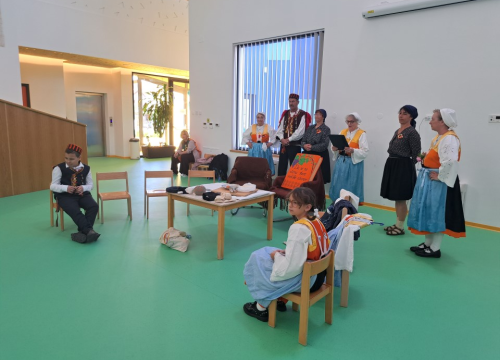 Fotografija 2 - Vodički mališani učili o starim običajima: Igralo se na laštik, ali i ponovila vodiška abeceda