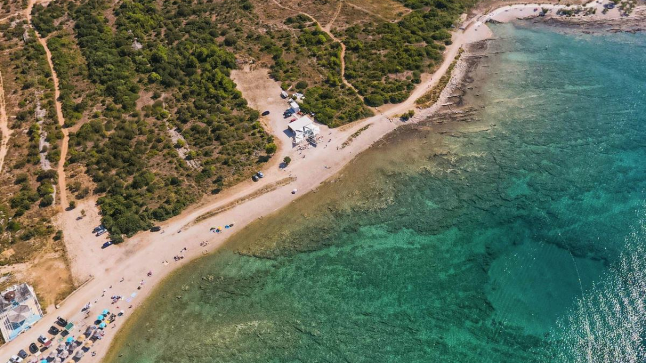 Šetnica Tribunj-Vodice u završnoj fazi: Stižu rasvjeta, urbana oprema, stabla..