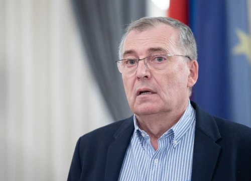 Capak o odluci WHO: 'Virus je i dalje među nama, na državama odluka o kraju epidemije'