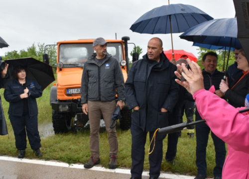 Jelić i Šimpraga obišli poplavljeno područje u županiji