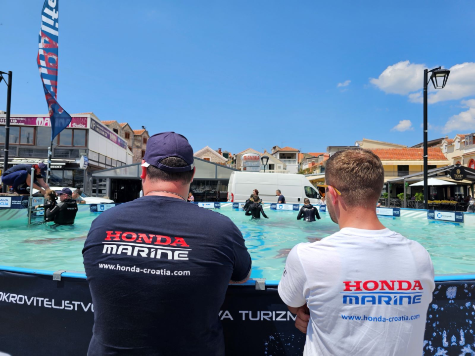 Pogled u plavo oduševio Vodičane: Besplatna probna ronjenja za posjetitelje i eko akcija