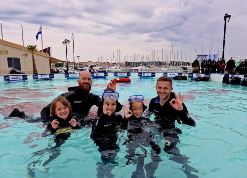 Fotografija 18 - Pogled u plavo oduševio Vodičane: Besplatna probna ronjenja za posjetitelje i eko akcija