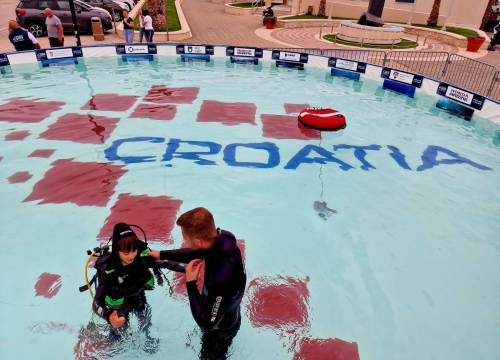 Fotografija 17 - Pogled u plavo oduševio Vodičane: Besplatna probna ronjenja za posjetitelje i eko akcija