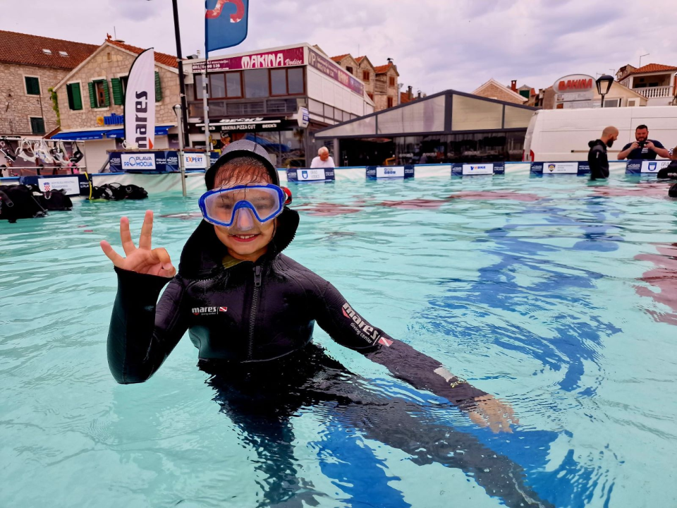 Pogled u plavo oduševio Vodičane: Besplatna probna ronjenja za posjetitelje i eko akcija