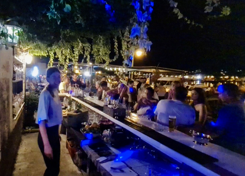 Popularna tribunjska konoba i bar Stray Cat slavi četvrti rođendan!