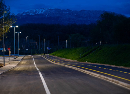 Završen projekt uređenja Cesarićeve obale i rasvjete od Orašnice do arheološkog nalazišta Kapitul u Kninu