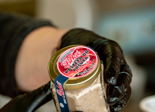 Fotografija 4 - Delikatese Petrović sa šibenske pijace proširile svoju ponudu: Traže i vozača na neodređeno vrijeme