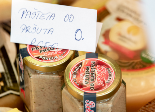 Fotografija 11 - Delikatese Petrović sa šibenske pijace proširile svoju ponudu: Traže i vozača na neodređeno vrijeme