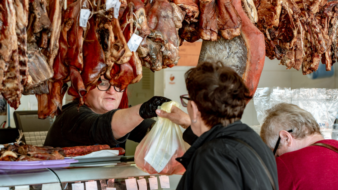 Delikatese Petrović sa šibenske pijace proširile svoju ponudu: Traže i vozača na neodređeno vrijeme
