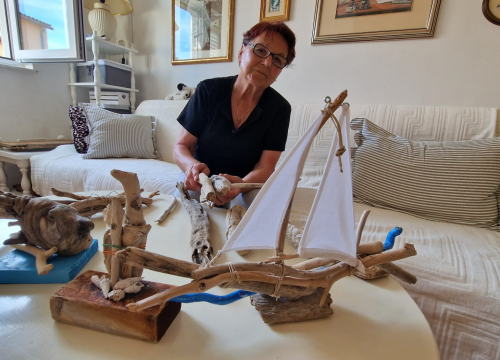 Fotografija 2 - Što more na obalu izbaci, Matija Matilda Seper pretvori u umjetnost