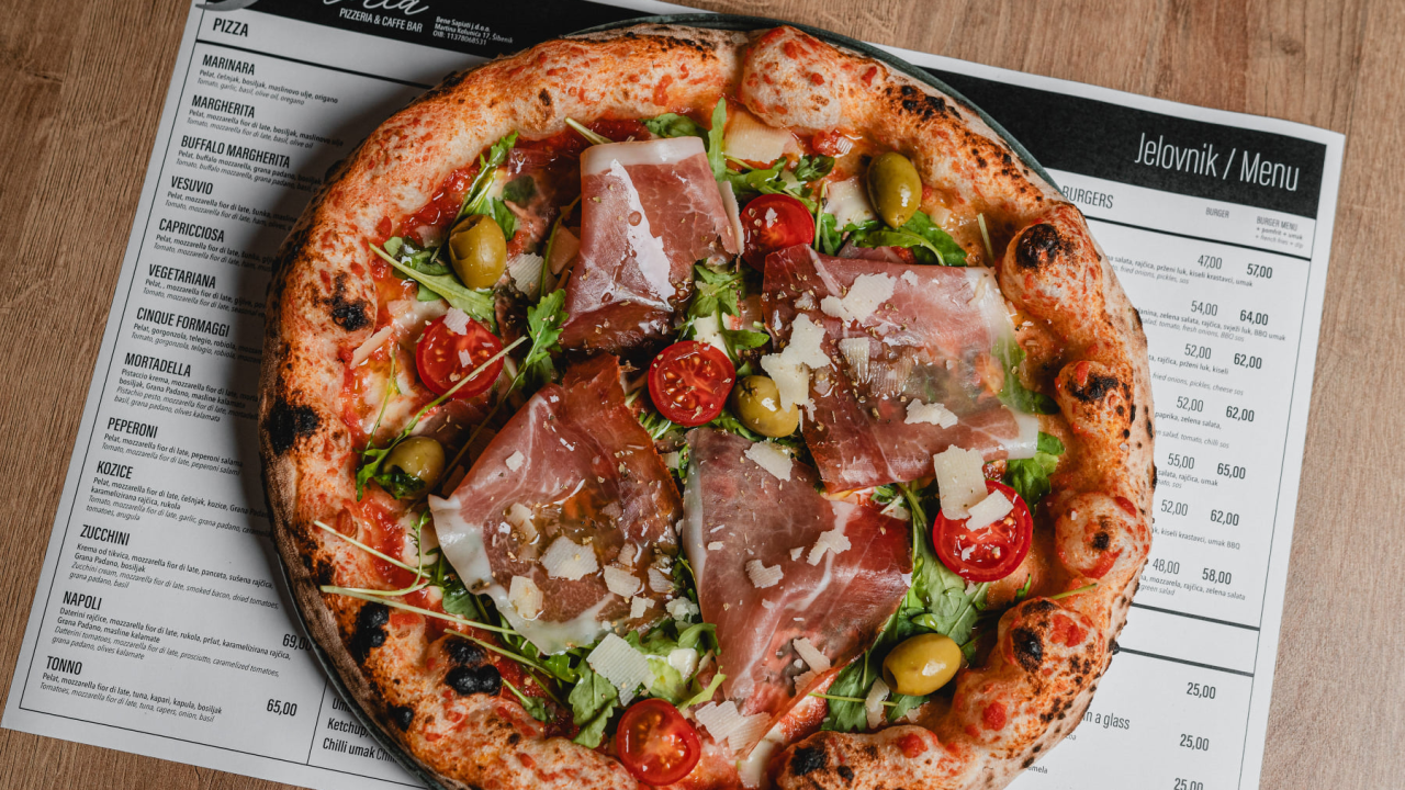 Vrhunska napuljska pizza čeka vas u Victoriji!