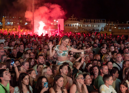 Fotografija 2 - Sjajna uvertira u otvorenje trgovačkog centra: Noć za pamćenje s Petrom Grašom