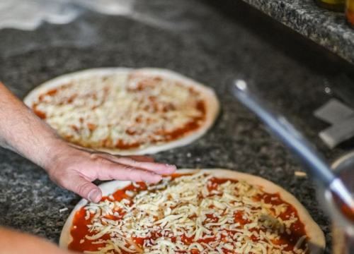 Fotografija 4 - Zabavite se ovaj vikend u Tenis baru uz grupu Don Karlos!