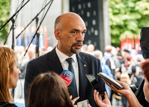 Župan Jelić zadovoljan kako je prošao protokol u Kninu, a Zekanović bi više vojne komponente