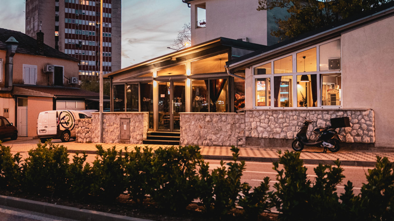 Victoria je hram vrhunskih jela, a vrijeme je da isprobate pizzu kuće!