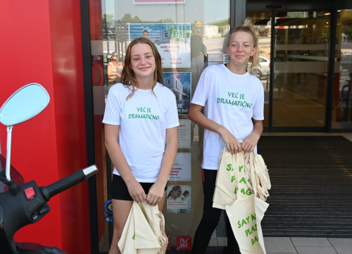 Fotografija 6 - Podjelom platnenih vrećica završen prvi dio kampanje 'Već je dramatično - izbacimo plastično'