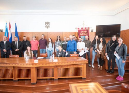 Grad Knin mladim obiteljima sufinancirat će adaptaciju stanova