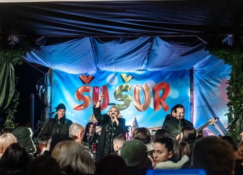 Pogledajte kako se zabavljalo na Šušuru uz Magazin, a za večeras Fenixi najavljuju provod na rivi!