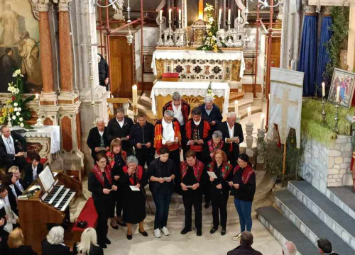 Fotografija 7 - U Vodicama održana smotra crkvenog pučkog pjevanja 'Puče moj'