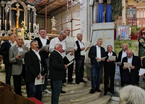 Fotografija 6 - U Vodicama održana smotra crkvenog pučkog pjevanja 'Puče moj'