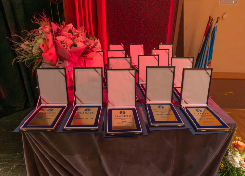 Fotografija 3 - Dodijeljene plakete i nagrade zaslužnima na svečanoj sjednici Gradskog vijeća Vodica