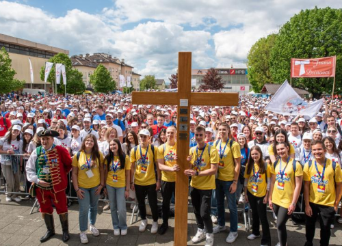 Fotografija 3 - U Gospiću održan Susret hrvatske katoličke mladeži