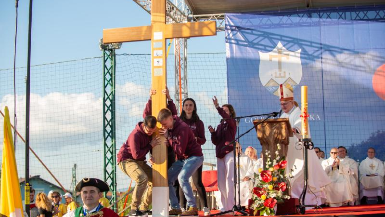 U Gospiću održan Susret hrvatske katoličke mladeži