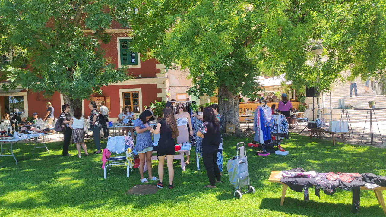 Prijavite se za besplatne STEM radionice u Azimutu: 'Sastavi svoj studio – snimi svoj podcast'