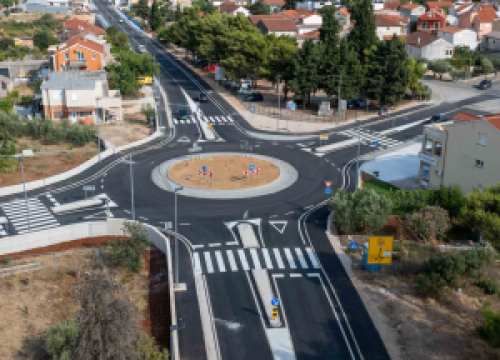U Vodicama puštena u promet obnovljena cesta s dva nova rotora