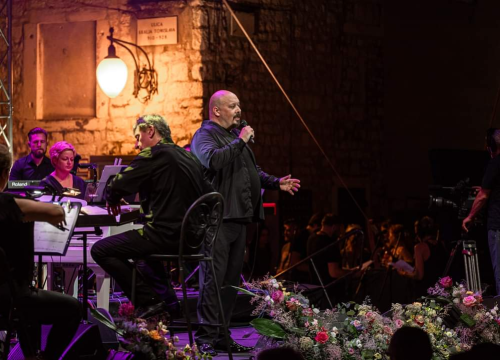 Fotografija 6 - Skandal se ne stišava: Nesuđena pobjednica Šibenske šansone ima poruku za Grdovića