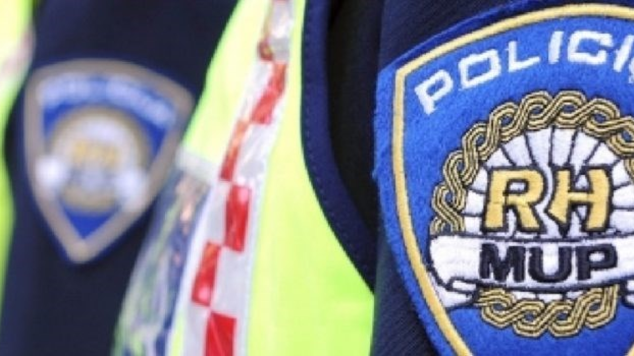 Uhićena stočarka (38) iz Otavica: Ljudi i djeca bježali od bikova, krave izazvale dvije prometne