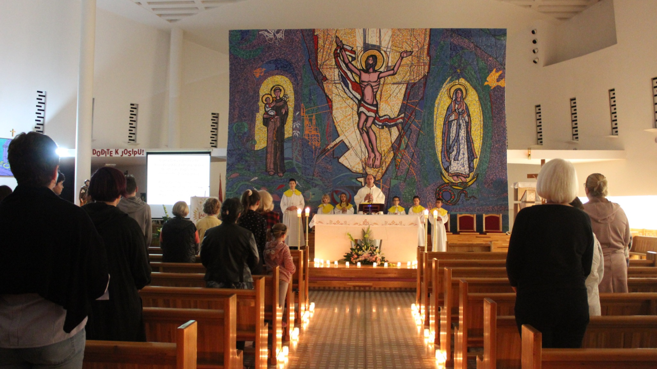 Holywin proslava u Šibeniku: 'Budi svet, a ne bundeva!'