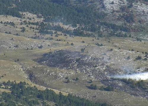 Gori Crvena zemlja kod Knina