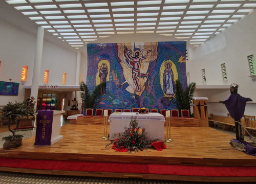 Fotografija 1 - U Drniškoj Gospi od Ružarija održana duhovna obnova za mlade i roditelje