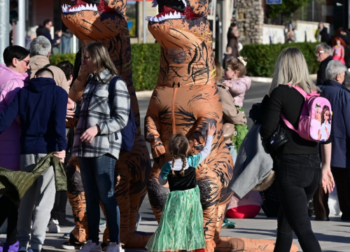 Fotografija 4 - Maškarana povorka prošla kroz grad (2)