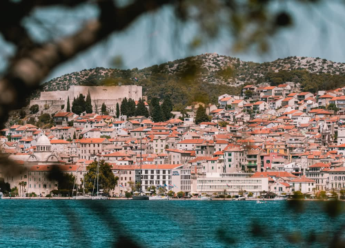 Grad Šibenik iznajmljuje prostore u centru i na Kapriju