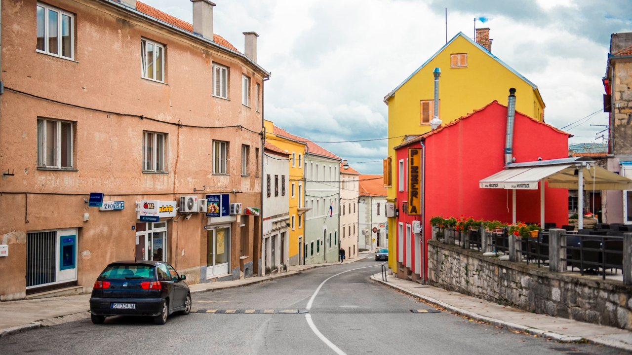Grad Drniš objavio javni poziv za posao u programu javnog rada